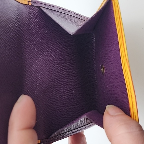 LOUIS VUITTON Tassil Yellow Epi Leather Elise Wallet - Picture 10 of 11